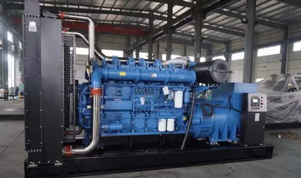 华亭800kW 柴油发电机的输出电流是恒定的吗？