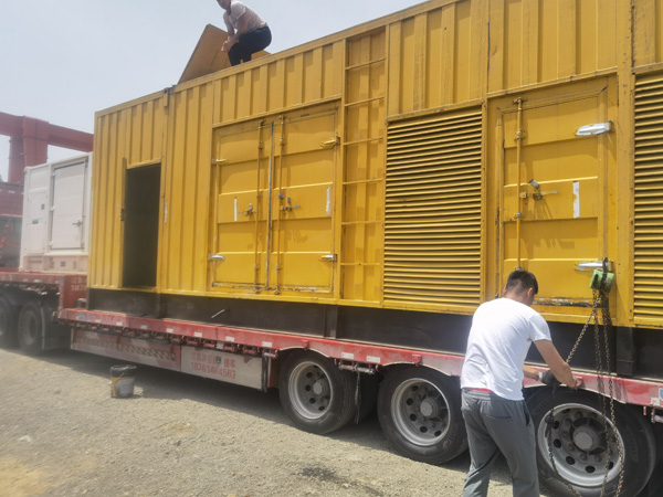 华亭发电机出租100KW发电机需要什么规格的电缆线？