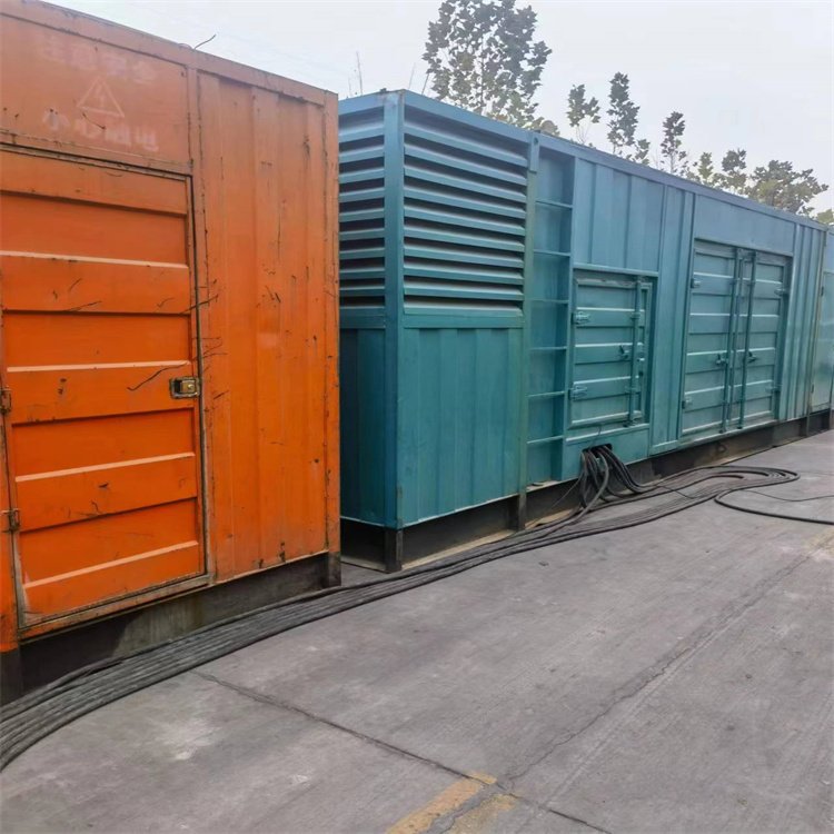 华亭如何选择适合 600kW 柴油发电机组的热继电器？