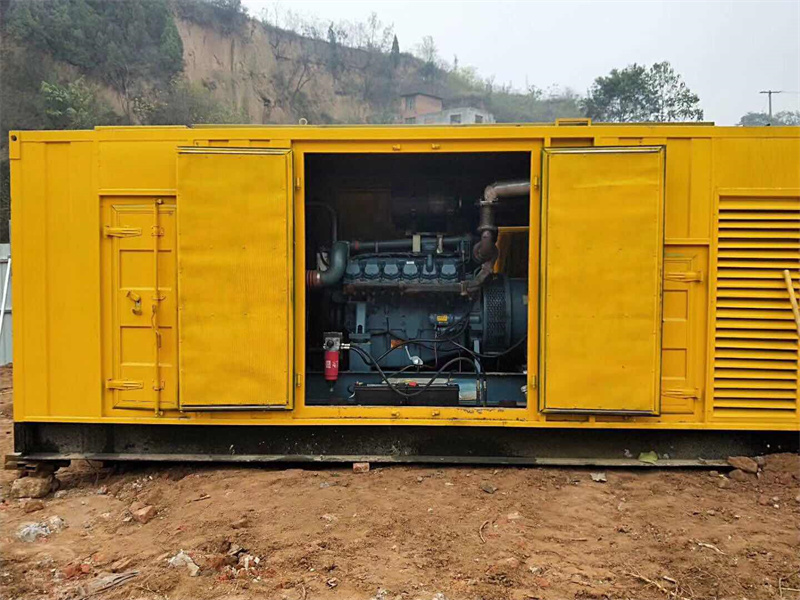 华亭发电机租赁冷却液的沸点降低到多少时需要更换