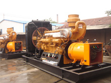 华亭发电机组的频率规格是如何确定的？