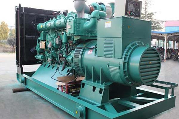 华亭工厂发电机应急发电中如何优化燃油储备管理？