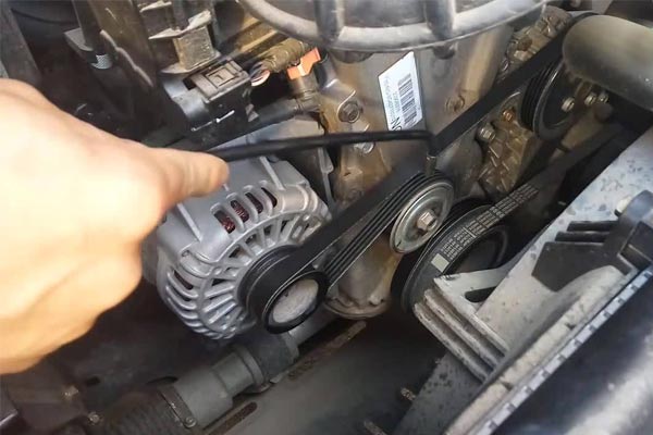 华亭转速传感器的工作原理是什么？