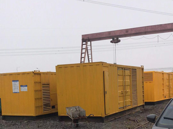 华亭100kw柴油发电机组每小时油耗？