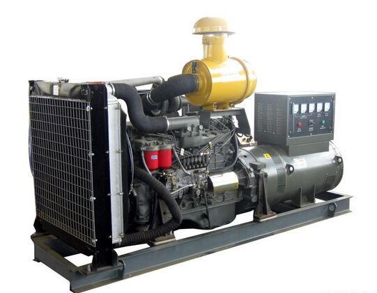 华亭汽油发电机组冬季保养时，燃油系统需要注意什么？