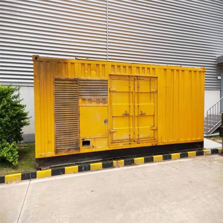 华亭柴油发电机组在冬季启动前如何对燃油系统进行预热？